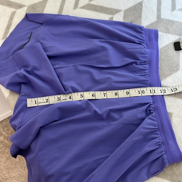 Lululemon Fast Free Short 6” lined size Small Charged Indigo - Picture 10 of 13